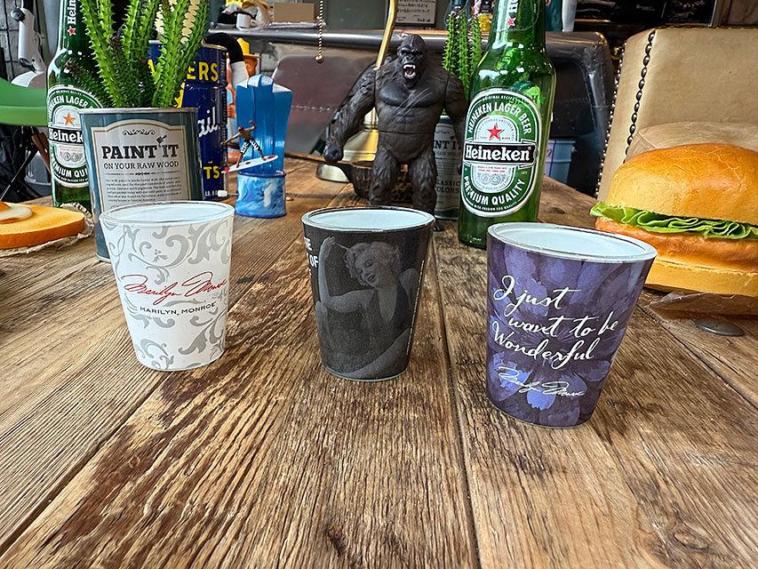 ޥ󡦥åȥ饹3ĥåȡ