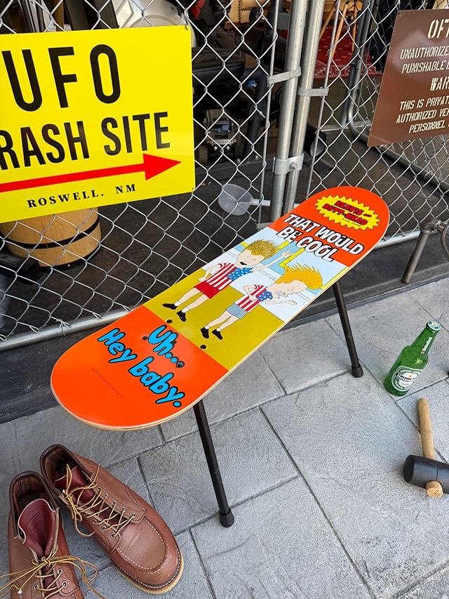 スケートボード デッキ フォルディング チェアーベティ スケートボード デッキ フォルディング チェアーベティ スケートボード