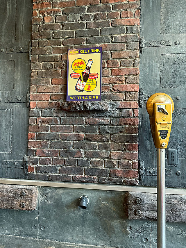 �ڥץ������顡�֥ꥭ���� ����A NICKEL DRINK WORTH A DIME��