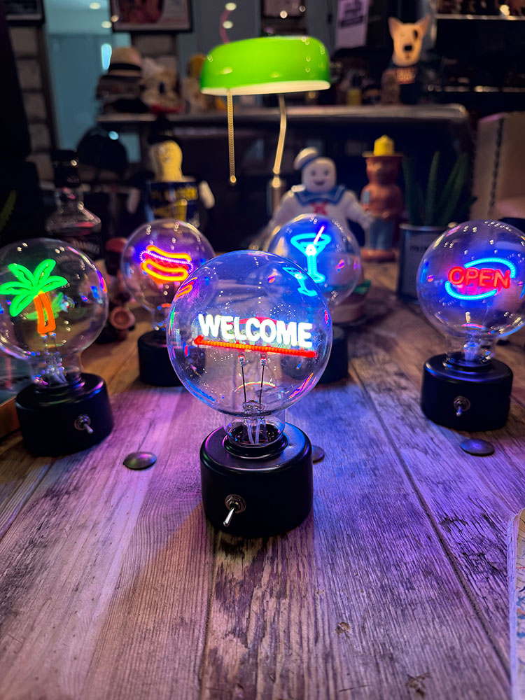 LED���Х�֥饤�ȡ��ʥ����륫��ˡ�ñ�����ӡ�USB�Ÿ���ξ���б�