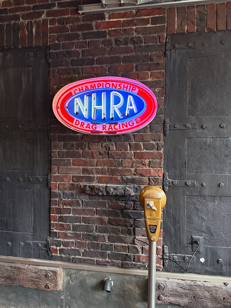 NHRA�����ե������ͥ��󥵥��󡡥ͥ����