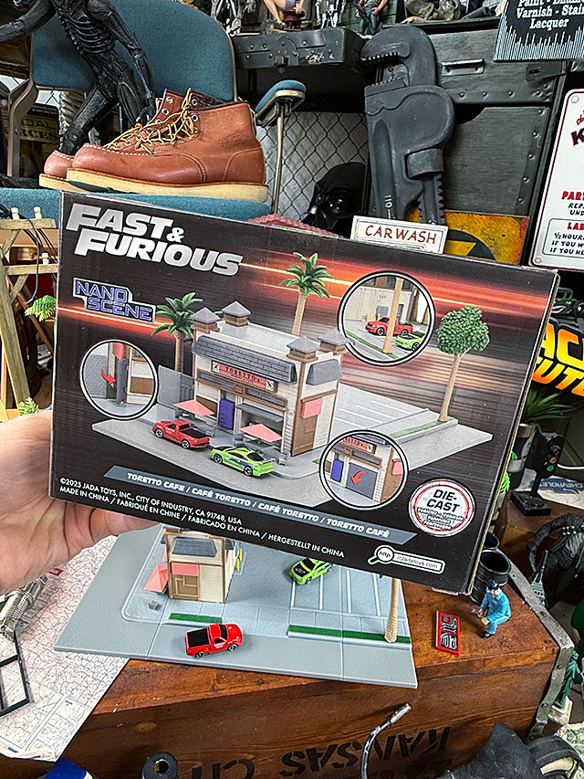 Jada���ǲ衡�磻��ɥ��ԡ��ɡ��ɥ�Υ��ե���������ޥ��åȡ��ʻ�ɩ������ץ����ե�����F-150��°�ˡ��ȥ�åȥ��ե����ʥΥ�������