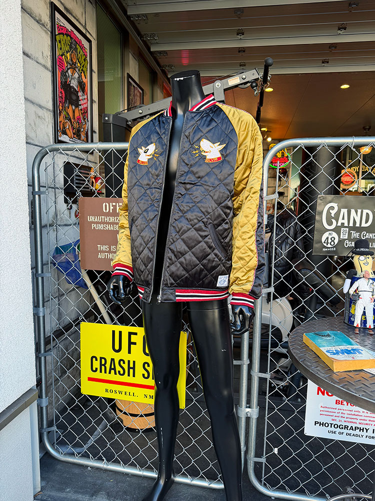 ���åץ�����ѥˡ��������ǥ롡25��ǯ���˥С����꡼�����֤����ס���������󡡥�С����֥�