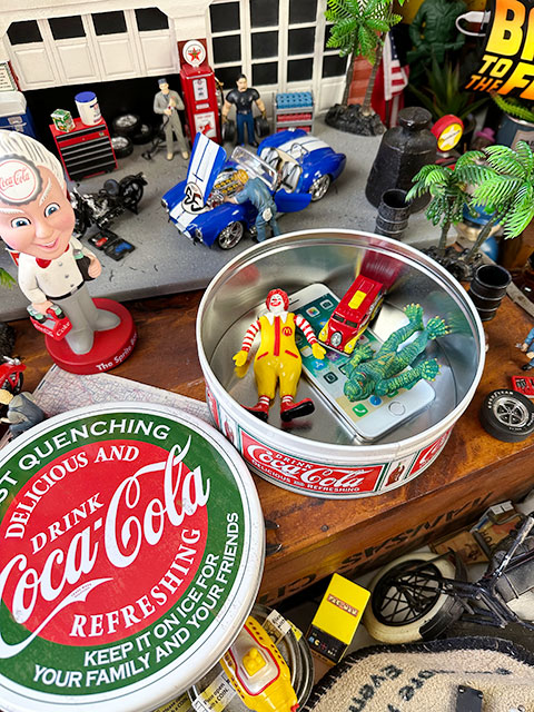 �����������顡������ơ������饦��ɥƥ����