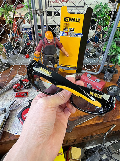 DEWALT���ǥ�����ȡ��ɥߥ͡��������ݸ�ᥬ�͡��ʥ��⡼����󥺡ˡ������եƥ����饹��UV���åȡ��ޤ�ߤᡡ���̡������ᥬ�͡�����ѥᥬ�͡���������