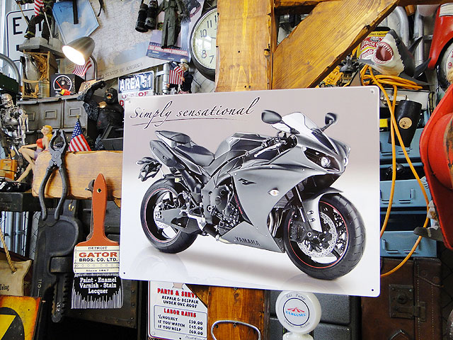 �񻺥Х������֥ꥭ���ĥ�ޥ�YZF-R1