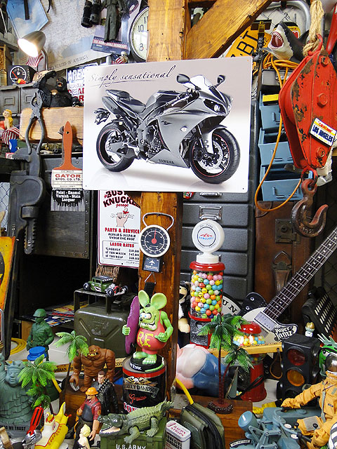 �񻺥Х������֥ꥭ���ĥ�ޥ�YZF-R1