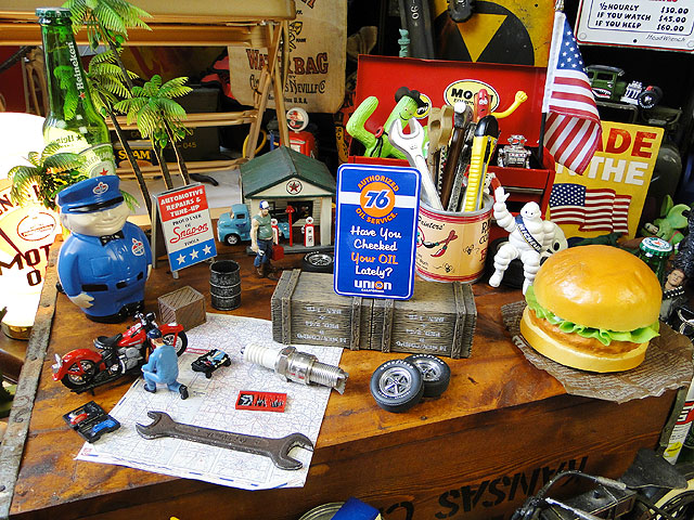 ��Υ���76���졼���󥰥��ƥå�������Have You Checked Your Oil Lately?��