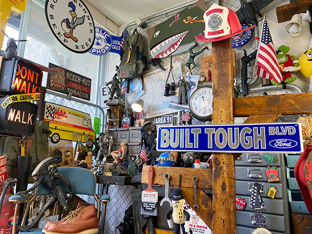 �ե����ɡ����ȥ꡼�ȥ����󡡡�BUILT TOUGH BLVD�ˡ��ե����ɥ֥롼