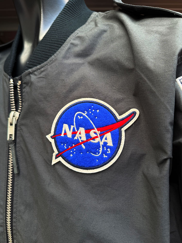 NASA�����ޡ��ե饤�ȥ��㥱�åȡ�RED CANOE����åɥ��̡�