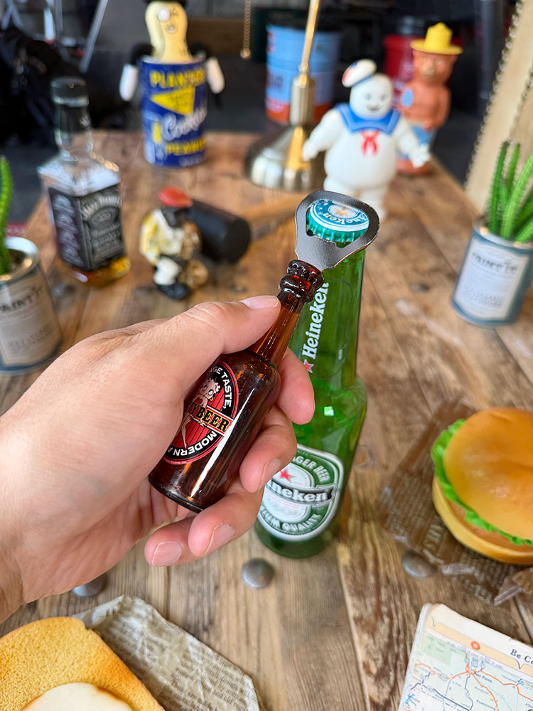 �٥ƥ����֡��ס��ӥ��ܥȥ뷿�ܥȥ륪���ץʡ�����BETTY BEER�ˡ��ޥ��ͥå��դ�����ȴ��