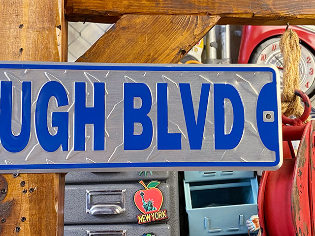 �ե����ɡ����ա����ȥ꡼�ȥ����󡡡�FORD TOUGH BLVD��