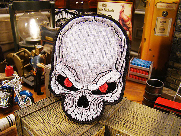 ����ꥫ��Х���������åڥ󡡡�Skull Red Eyes�� 