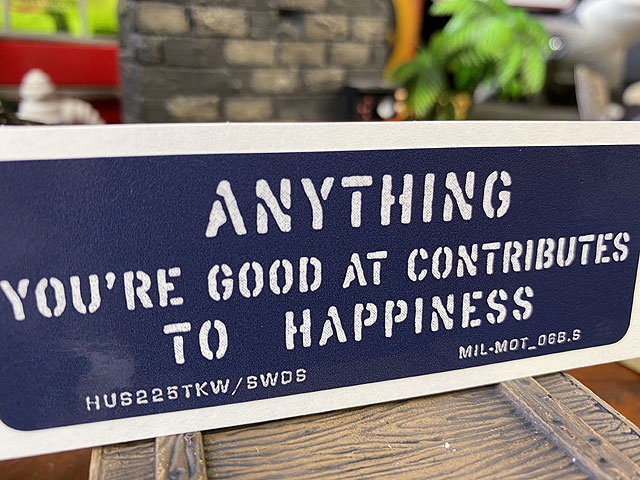 �ߥ꥿�꡼�±����å��ƥå�����S���������ʤ��줬�ʤ�Ǥ��졢���ʤ������դʤ��Ȥ�������Ƴ���Ƥ����ˡ��ߥ꥿�꡼��åȡ��ǥ����롡MIL-MOT��06B-S