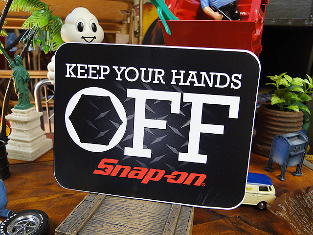 ���ʥåץ��󡡥��ƥå�������KEEP YOUR HANDS OFF�� 