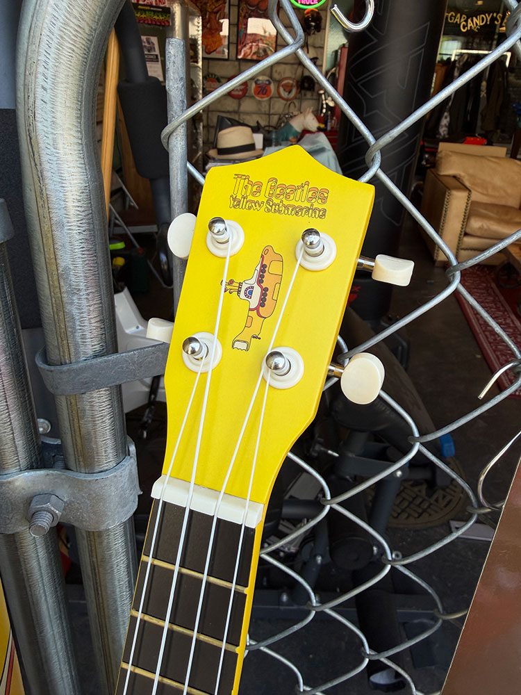 �ӡ��ȥ륺�����ե�����롡������졡�����������֥ޥ�󡡡�Yellow Submarine Yellow�ˡ��������å�