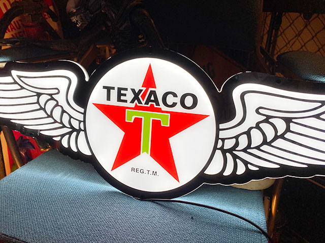 �ƥ������������LED������