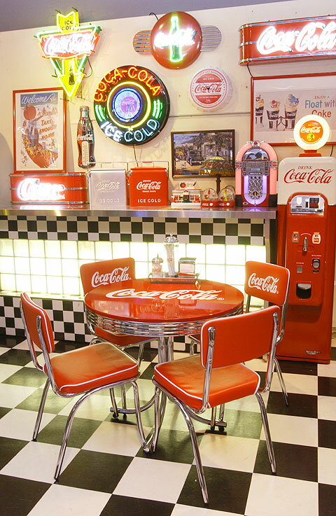 コカ・コーラブランド ローテーブル＆チェアー フルセットの通販・販売