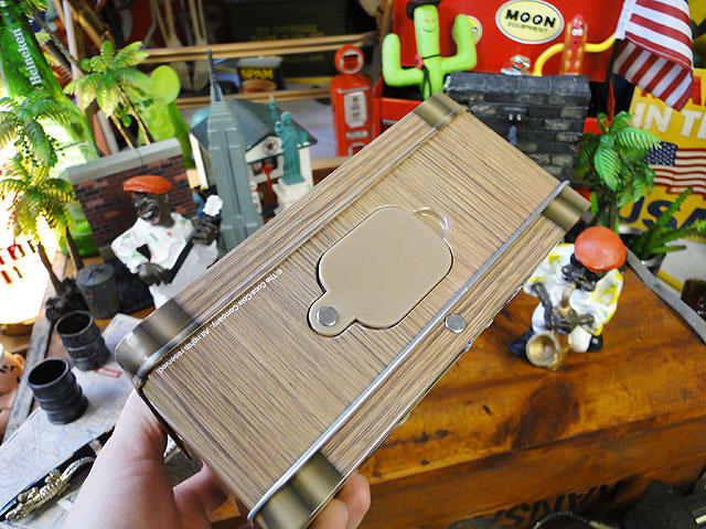 �����������顡���塼���ܥå������ƥ��󥳥���Х�