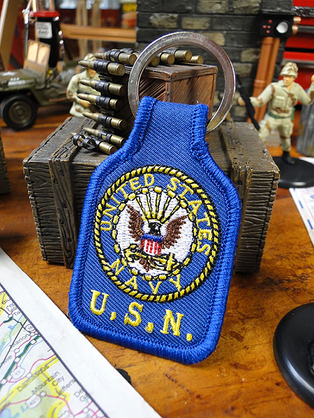 雑貨　飾り　米軍 ミリタリーキーホルダー （U.S.ネイビー）の通販・販売 | アメリカ雑貨