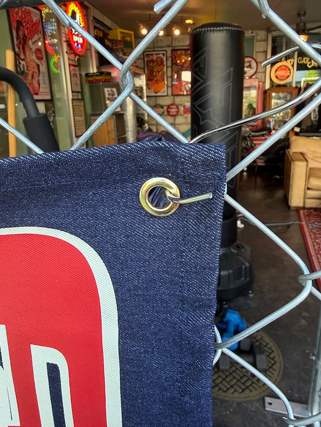 �����ե�����ɡ��ǥ˥�Хʡ����ʥ����ܡ�����