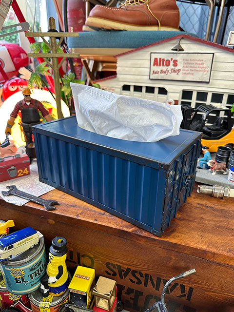 リラッたか　リアル 海上コンテナ　ティッシュボックス 本物シール付き Amazon｜リアル 海上コンテナ ONE ティッシュボックス 本物