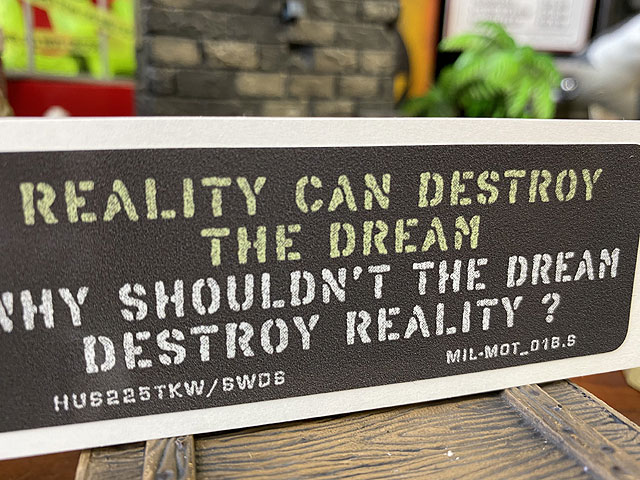 �ߥ꥿�꡼�±����å��ƥå�����S���������ʸ��¤�̴��������Ȥ����롡���ä���̴�����¤�֤��������äƤ����ǤϤʤ������ˡ�MIL-MOT��01B-S