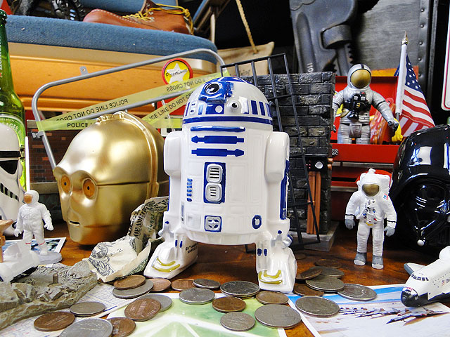 ��������������������ߥå��Х󥯡���R2-D2��