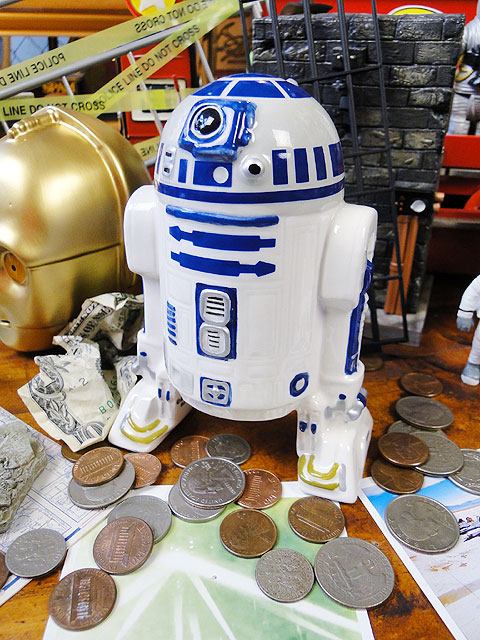 ��������������������ߥå��Х󥯡���R2-D2��