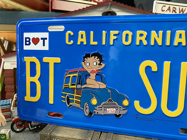 �����ե٥ƥ�������ե���˥����饤���󥹥ץ졼��