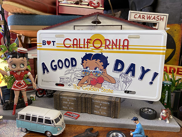 �������������٥ƥ�������ե���˥����饤���󥹥ץ졼��