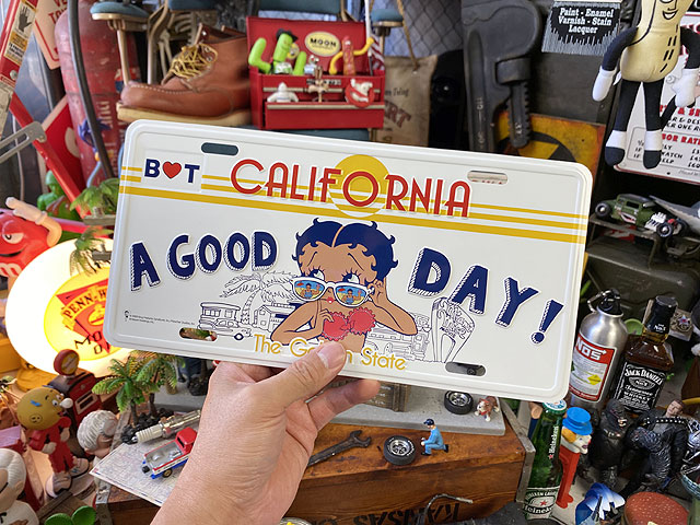 �������������٥ƥ�������ե���˥����饤���󥹥ץ졼��