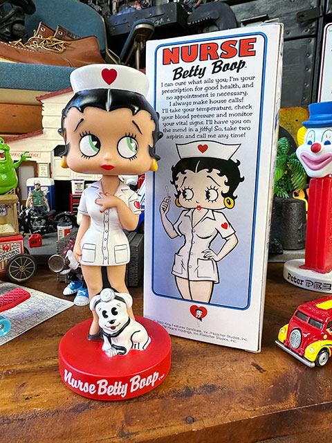 FUNKO���ե��󥳡��ʡ����٥ƥ����ܥӥ󥰥إåɡ��٥ƥ����֡��ס��٥ƥ������