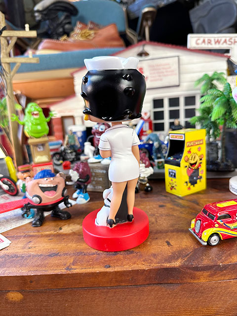 FUNKO���ե��󥳡��ʡ����٥ƥ����ܥӥ󥰥إåɡ��٥ƥ����֡��ס��٥ƥ������