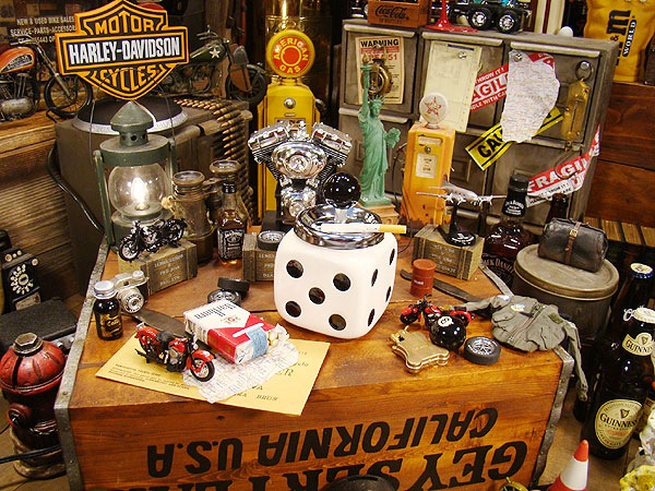 �������������󥢥���ȥ쥤���ʥۥ磻�ȡˡ�����