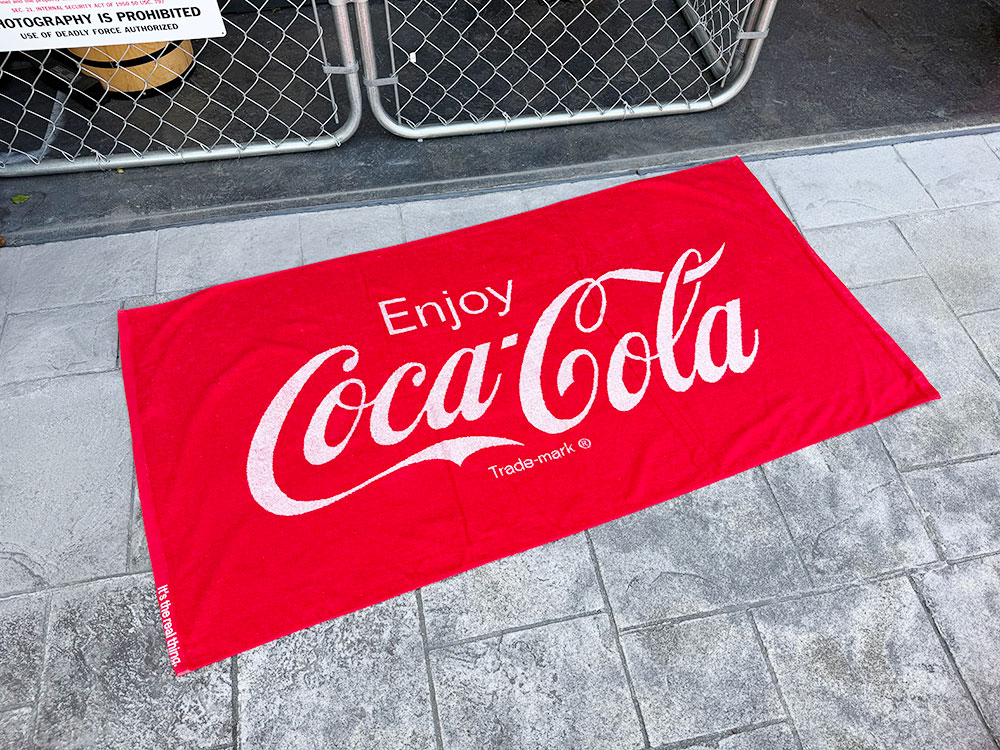 コカ・コーラ オフィシャル ビーチタオル 150cm×75cmの通販・販売