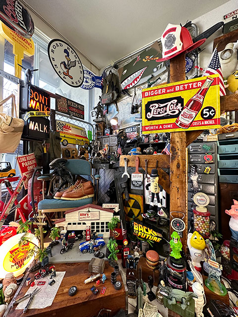 �ڥץ�������ܥ��ƥ��󥵥��󡡥�����ơ����������롡��WORTH A DIME COSTS A NICKEL��