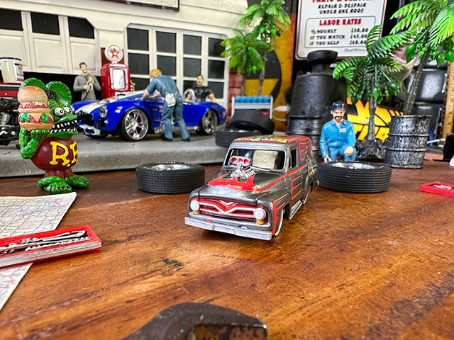 ����ˡ��饤�ȥ˥󥰡��ݥåץ�����㡼��1955ǯ�ե����ɡ��ѥͥ�ǥ�Х꡼����åȥե��󥯻��͡��������㥹�ȥߥ˥���