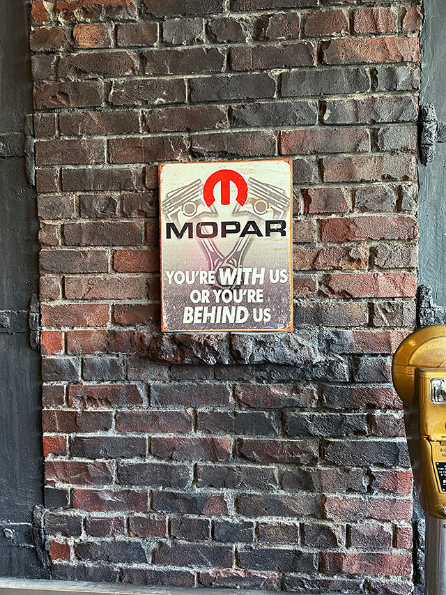 MOPAR����ѡ����֥ꥭ���ġ���WITH US OR BEHIND US��