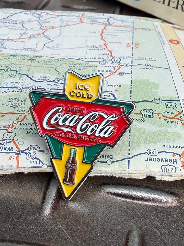 1_000000039096.jpg?1764206082