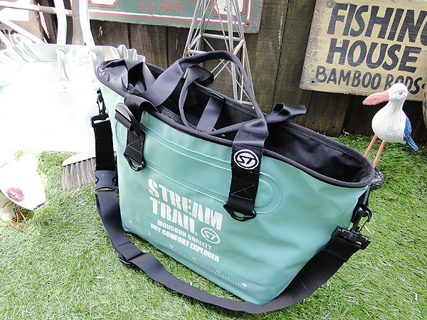 ȥ꡼ȥ쥤롡ȡȥХåʥ֥롼