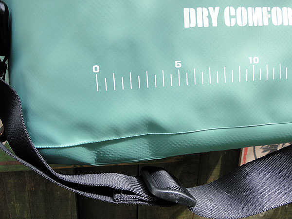 ȥ꡼ȥ쥤롡ȡȥХåʥ֥롼