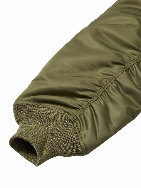 CANTERBURY ���󥿥٥꡼ �ǥ��ե������ ���㥱�å� DEFENDER JACKET ��˥��å��� �����󥸥㥱�å� ������ RA74633