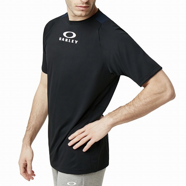 ��OAKLEY�� �������꡼ ����ϥ� S/S T����� Enhance Ss Crew 9.0 �ץ饯�ƥ�������� 457719