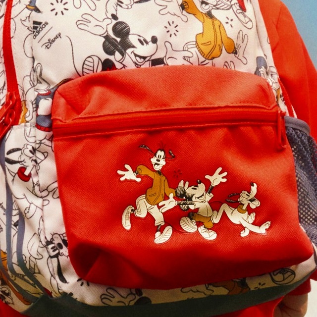 adidas ���ǥ����� LK DISNEY MM �Хå��ѥå� �ǥ����ˡ� �ߥå����ޥ��� ���å����å� ���å� ����˥� KOM38