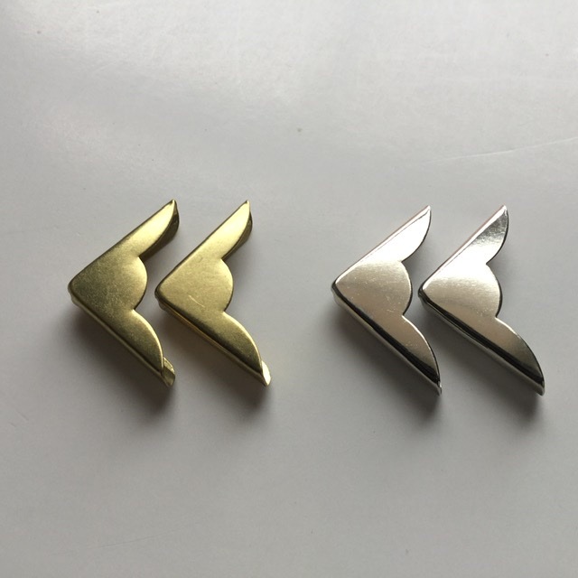 錺金具 真鍮 金メッキ コーナー金具 64枚 30mm