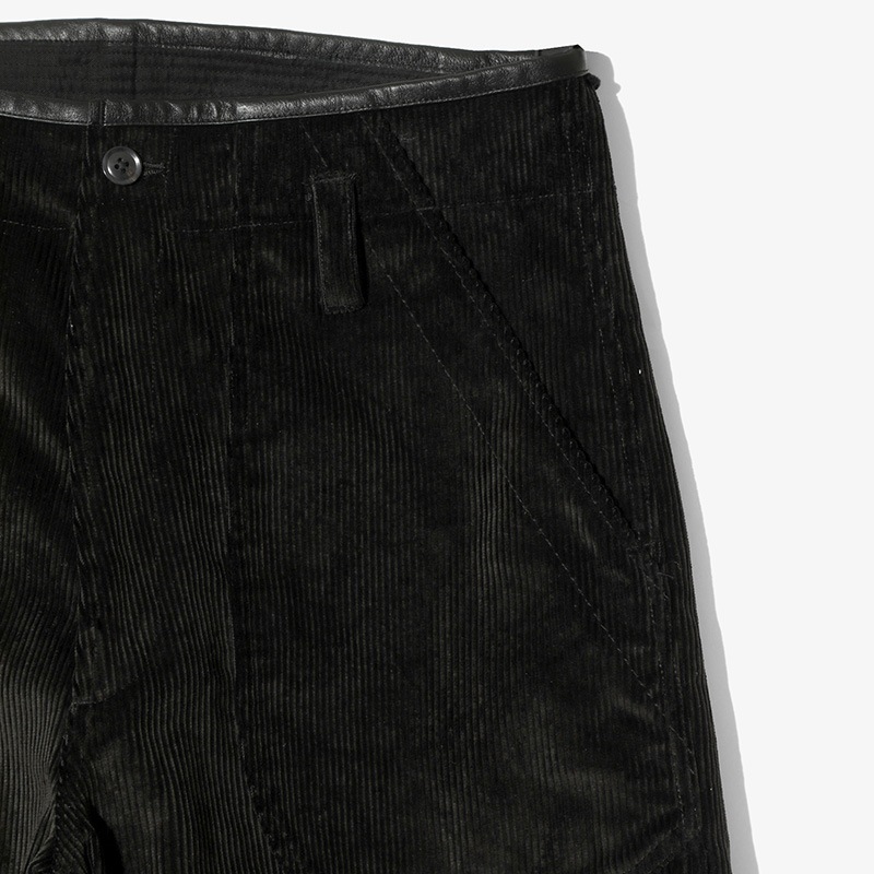NEEDLES[ˡɥ륹] - OVER PANT - 8W CORDUROY - BLACK