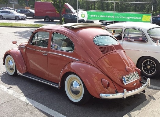 ミニカー　VW　フォルクスワーゲン　ビートル　1955　ワイン フォルクスワーゲン タイプ1 (ビートル) 1955 (ピンク) ※世界