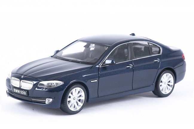 12 1:24 bmw 535i高級車モデル,合金,車モデル,男の子用おもちゃ