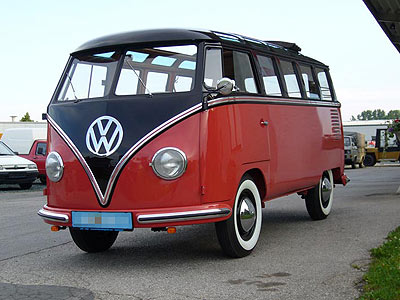 1/24 VW T1 フォルクスワーゲン ワゴン バン 黒 赤 | ミニカー,車